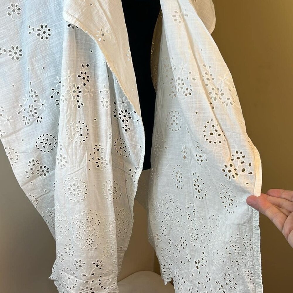 J.Crew 100% Cotton Sz M/L Eyelet‎ Lace Cover Up Versatile Boho Cottage to Rodeo - Picture 6 of 6